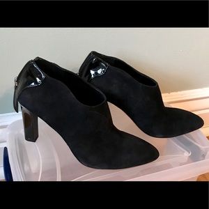 Heeled bootie